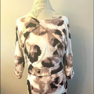 Jennifer Lopez stylish dress, size Medium , details on sleeves and sides